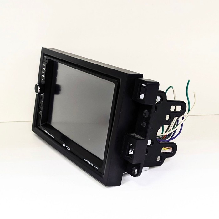 Автомагнитола SKYLOR AVH-7007