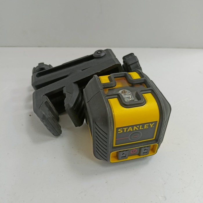 Лазерный уровень Stanley Cross 90