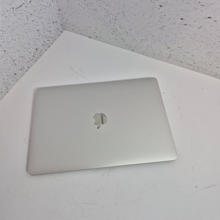Ноутбук Apple MacBook Air 13 (2020, M1)