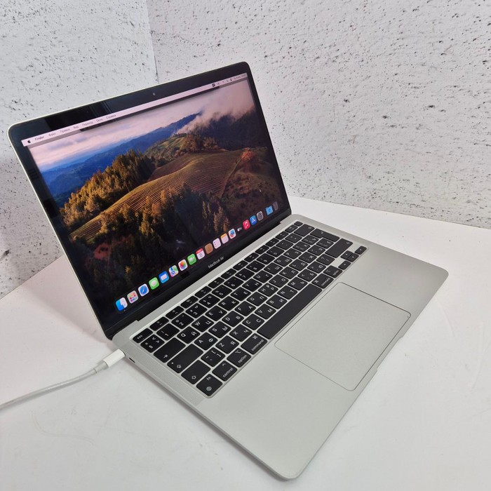 Ноутбук Apple MacBook Air 13 (2020, M1)