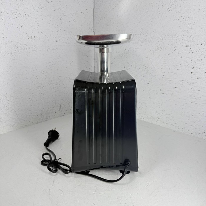 Мясорубка BBK MG3001