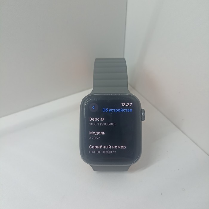 Смарт-часы Apple Watch SE 2024 44 mm