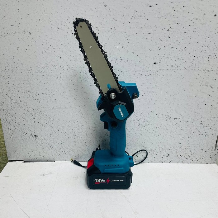 Электропила Makita 26V