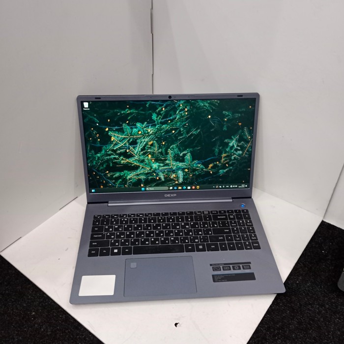 Ноутбук DEXP atlas m15-i3w302