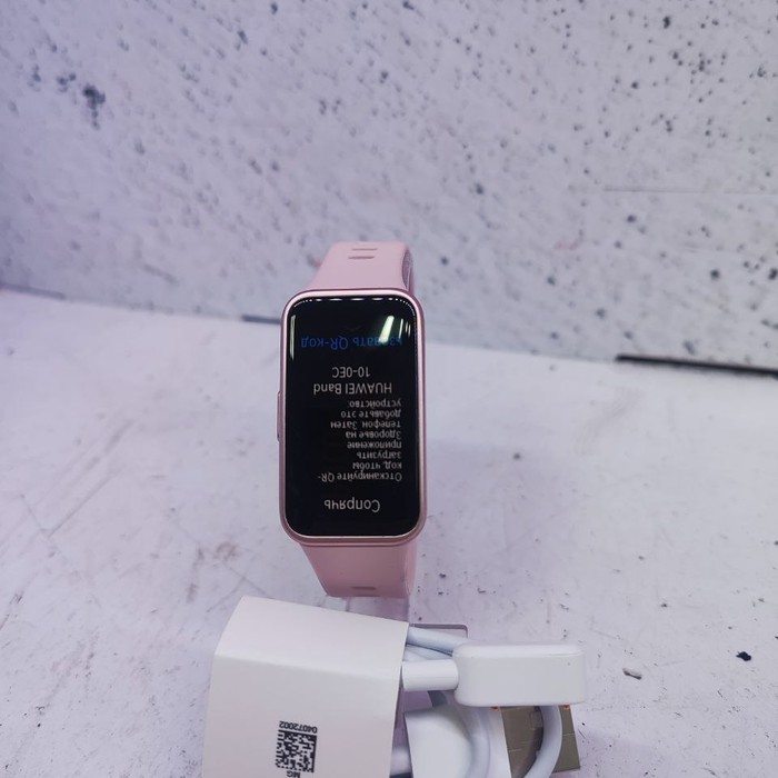 Смарт-часы Huawei Band 10