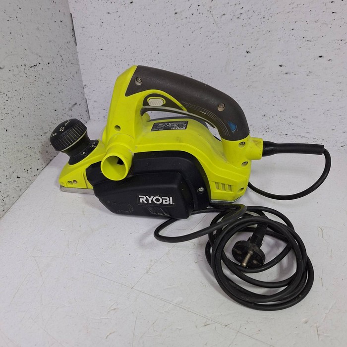 Электрорубанок RYOBI EPN7582NHG