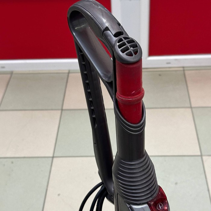 Вертикальный пылесос Dyson DC18 slim