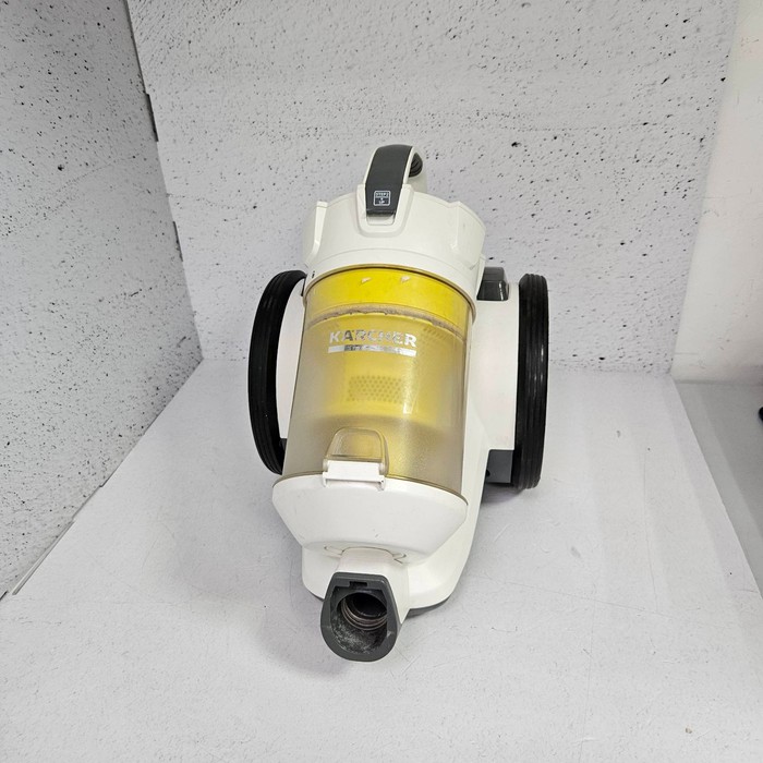 Напольный пылесос KARCHER VC 3 Premium