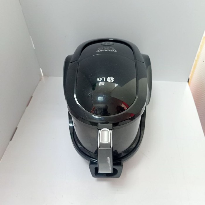 Напольный пылесос LG VC5316BNSAF