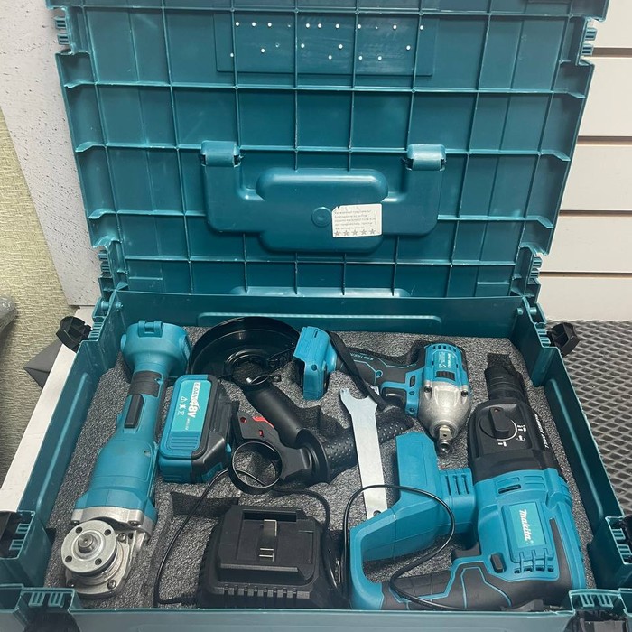 Набор инструментов (большой) Makitta 4в1