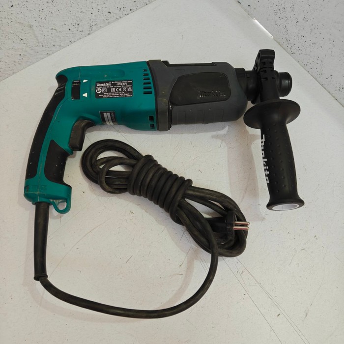 Перфоратор Makita HR2470
