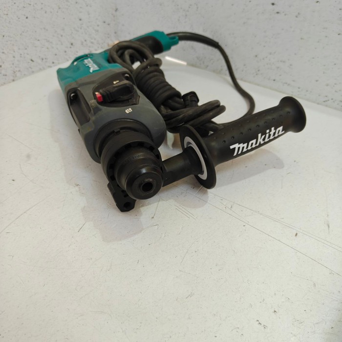 Перфоратор Makita HR2470