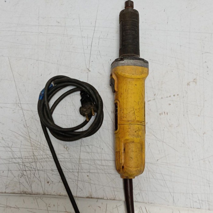 Прямошлифовальная машина DeWalt DWE4884