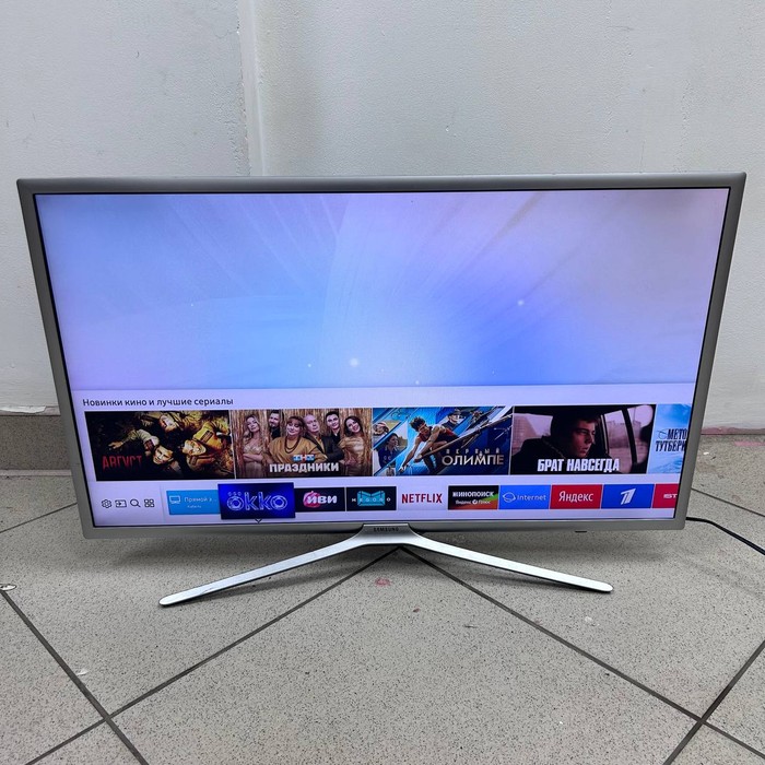 SMART-TV Телевизор Samsung UE32M5550AU