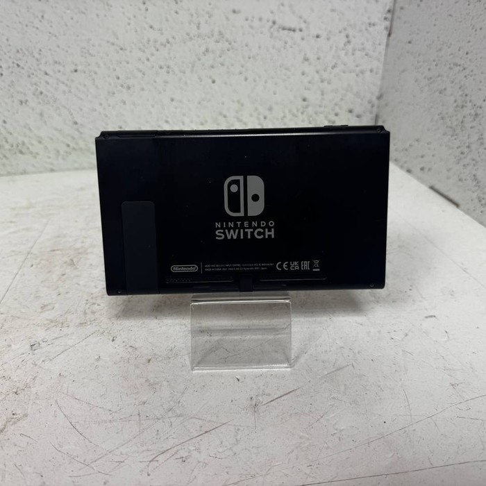 Игровая приставка Nintendo Switch OLED