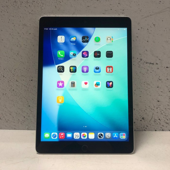 Планшет Apple iPad (9 поколение) 10.2 Wi-Fi 3/64 Серебристый