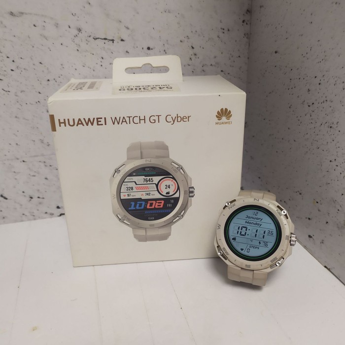 Смарт-часы Huawei WATCH GT Cyber