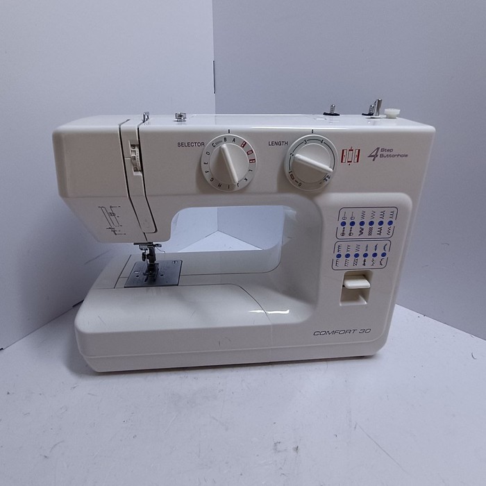 Швейная машина Comfort 30