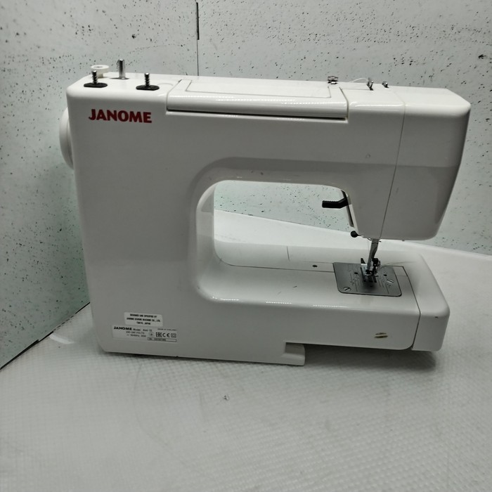 Швейная машина Janome AMI 15