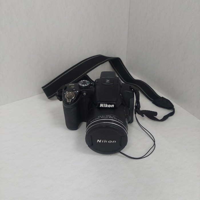 Зеркальный фотоаппарат Nikon COOLPIX P510