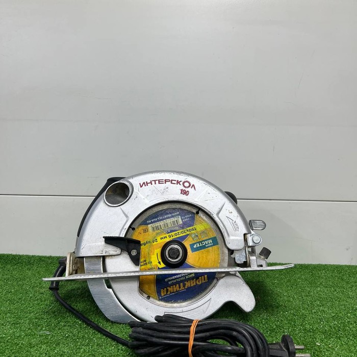 Дисковая пила Интерскол ДП-190/1600М, 1600 Вт