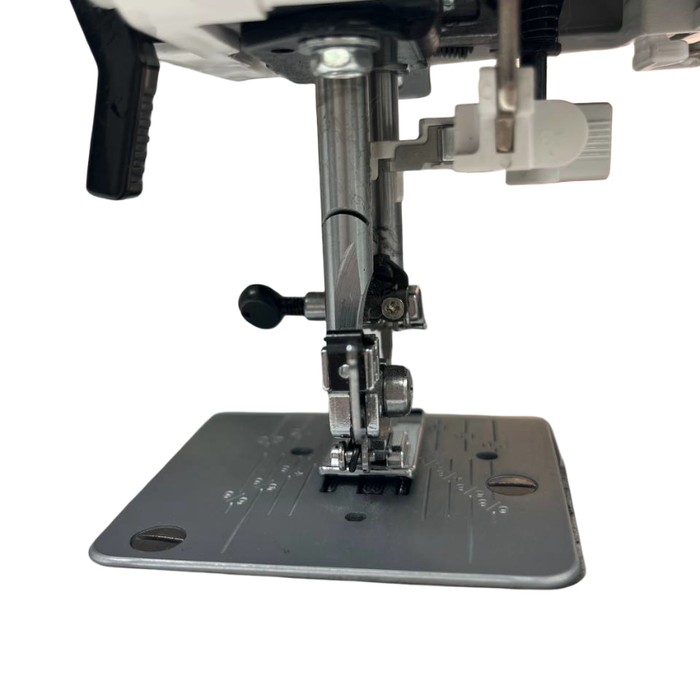 Швейная машина Janome ML 77