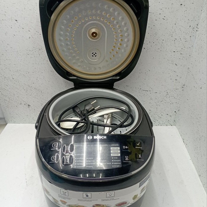 Мультиварка Bosch muc22b42ru/01