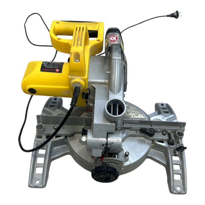 Торцовочная пила Калибр птэ 1400/210м