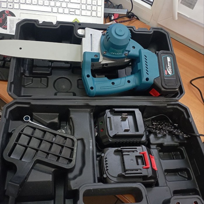 Электропила Yovlet 88V