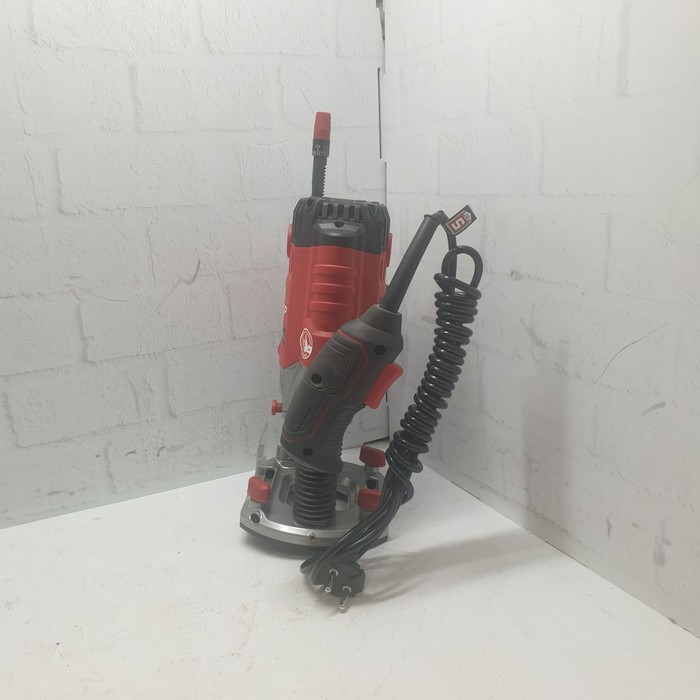 Фрезер ЗУБР ФМ-1650