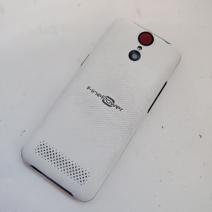 Кнопочный телефон FinePower F6