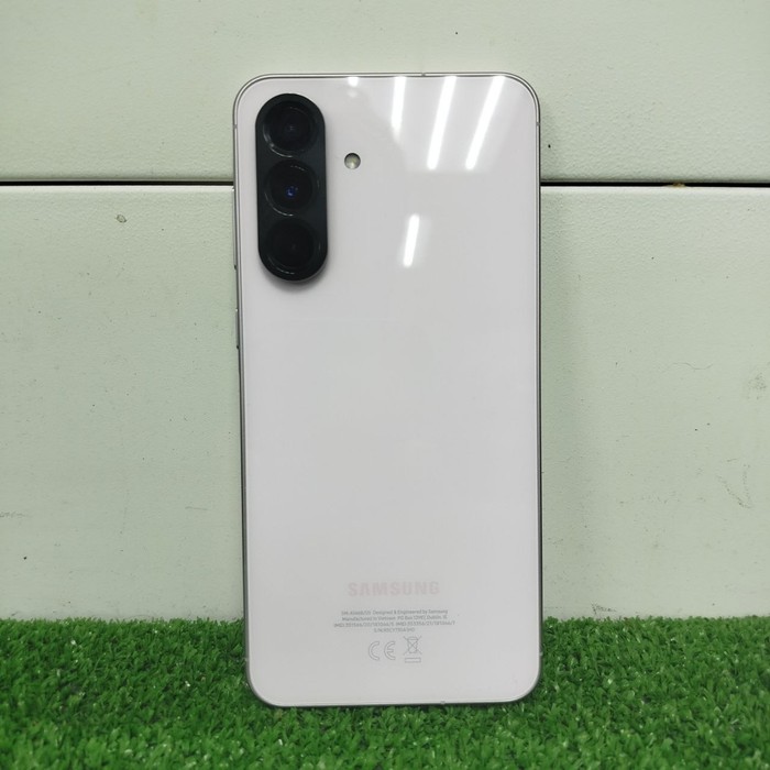 Смартфон Samsung Galaxy A56 8/128 Розовый