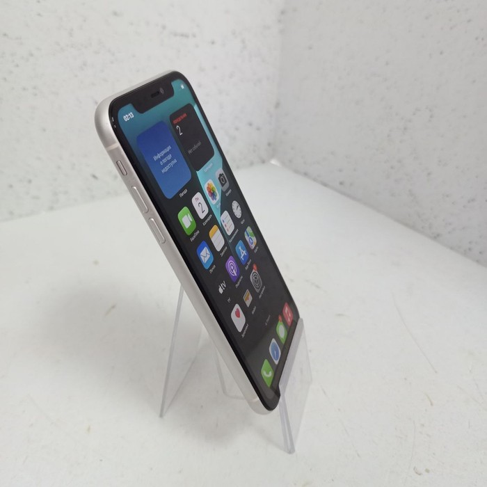 Смартфон Apple iPhone 11 4/64 Белый