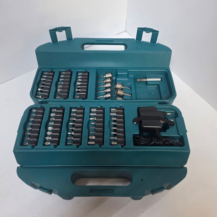 Электроотвертка Makita 6723DW