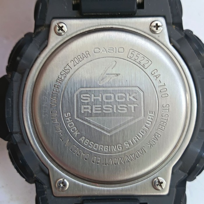 Наручные часы Casio G-Shock GA-700-1B