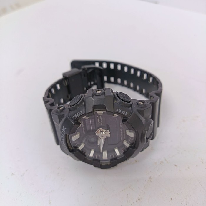 Наручные часы Casio G-Shock GA-700-1B