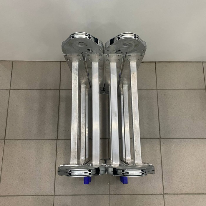 Стремянка УРАЛПРОФИ Четырехсекционная лестница трансформер