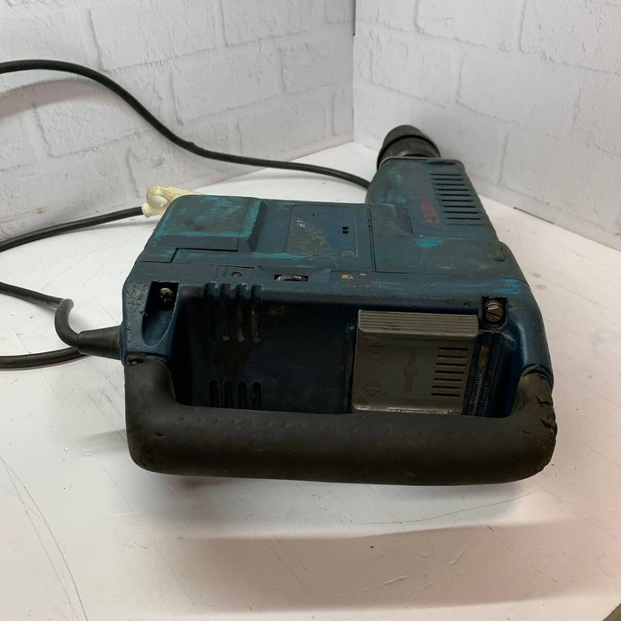 Отбойный молоток Bosch GCH 11E