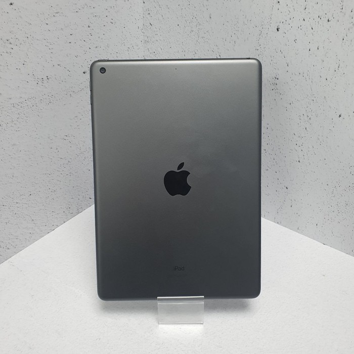 Планшет Apple iPad (9 поколение) 10.2 Wi-Fi 3/64 Серый