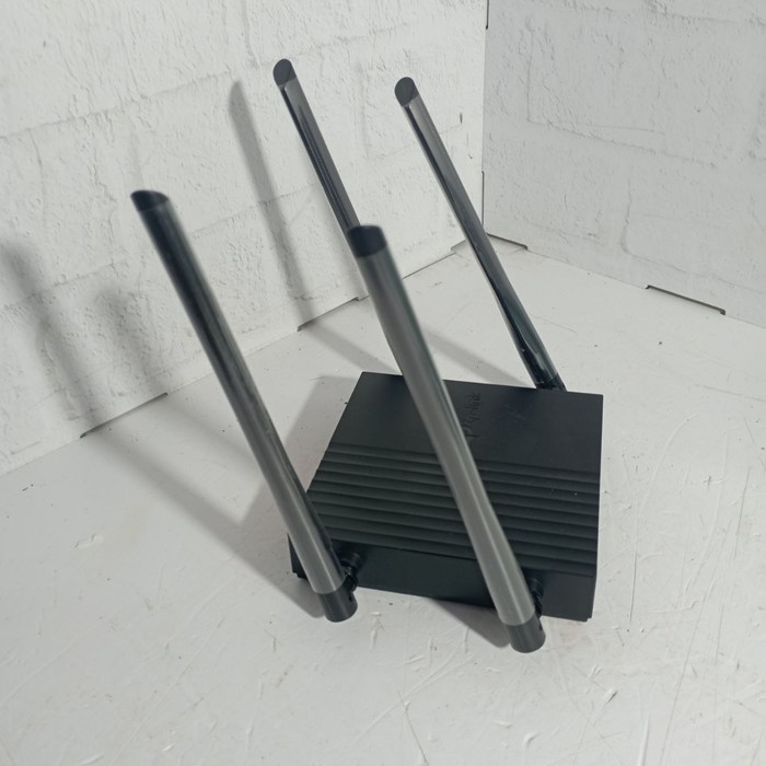 Роутер Zyxel Archer c64