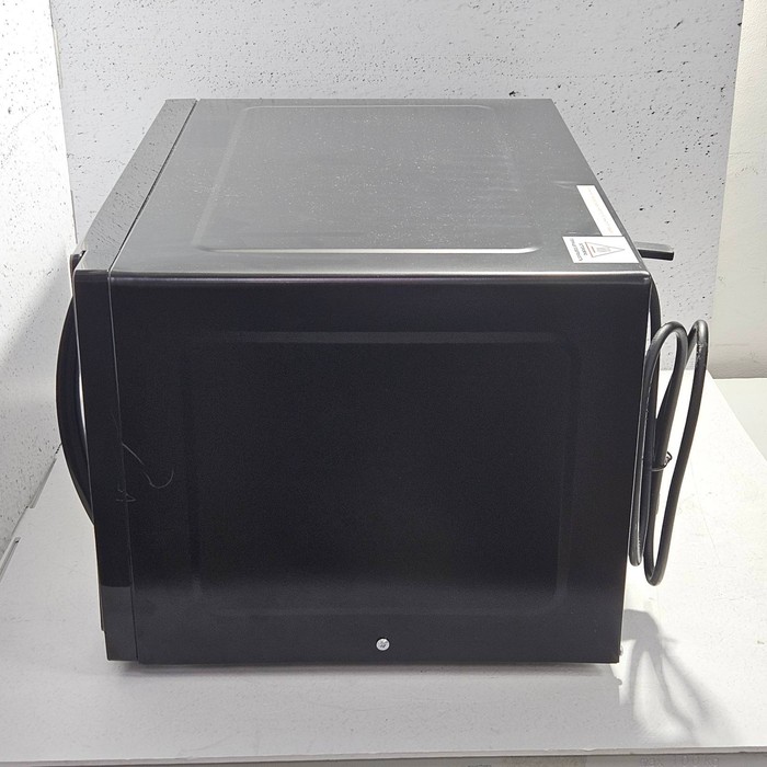 Микроволновая печь BBK 23MWG-850T
