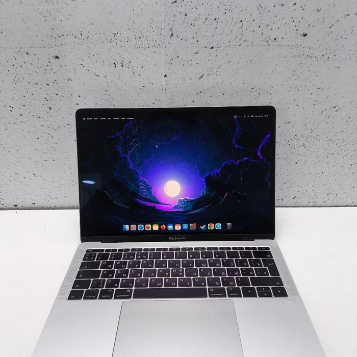 Ноутбук Apple MacBook Pro 13 2017