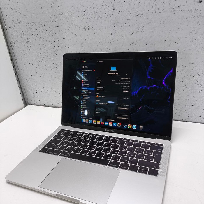 Ноутбук Apple MacBook Pro 13 2017
