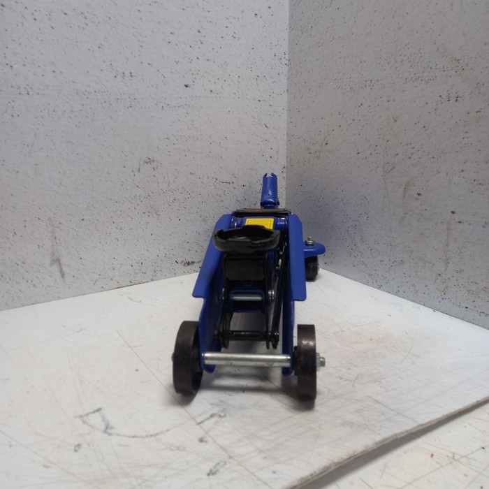 Домкрат HYDRAULIC FLOOR JACK 2 тонны