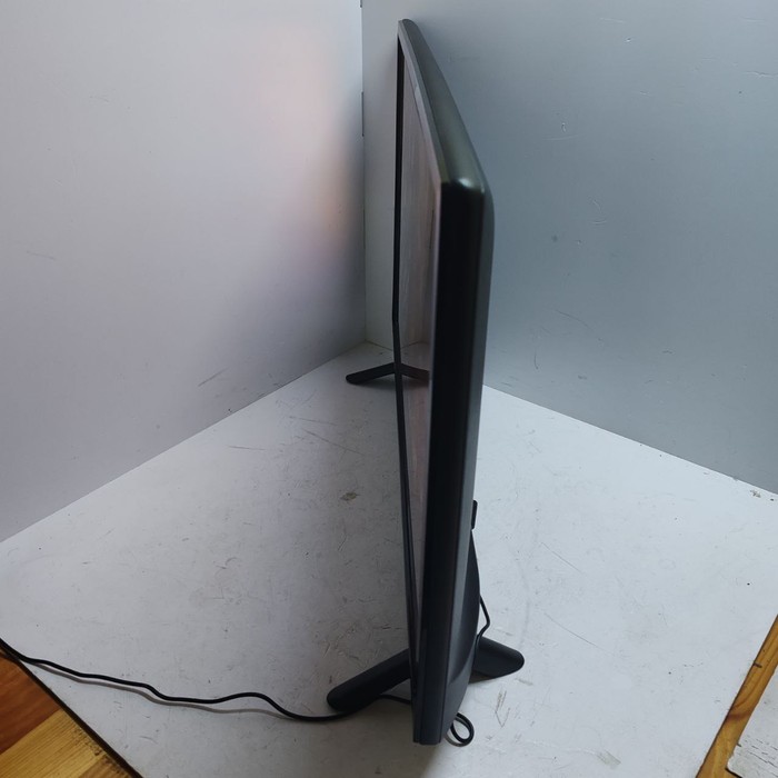 Телевизор LG 28LH451U
