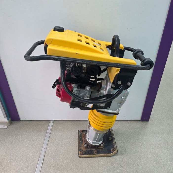 Вибромашина KOMAN Honda GX160 SG80H