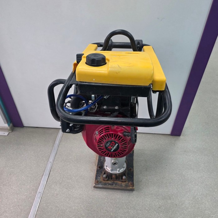 Вибромашина KOMAN Honda GX160 SG80H