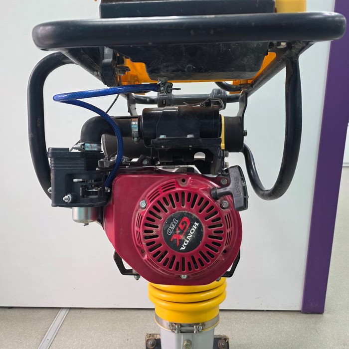 Вибромашина KOMAN Honda GX160 SG80H