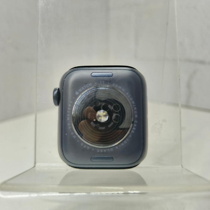 Смарт-часы Apple Watch SE 40mm
