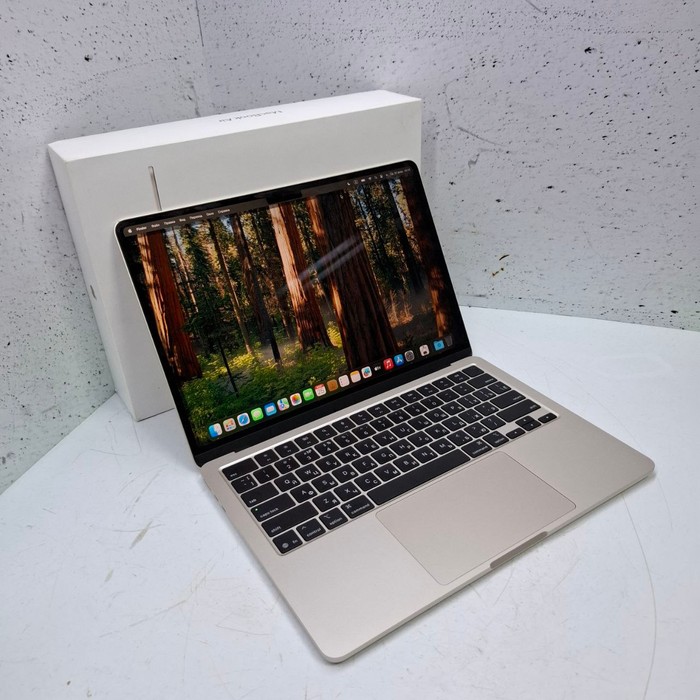 Ноутбук Apple MacBook Air 13" (M4, 2025)